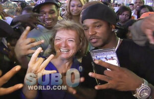 CAM’RON in TIMES SQUARE NYC (Pandemonium)!